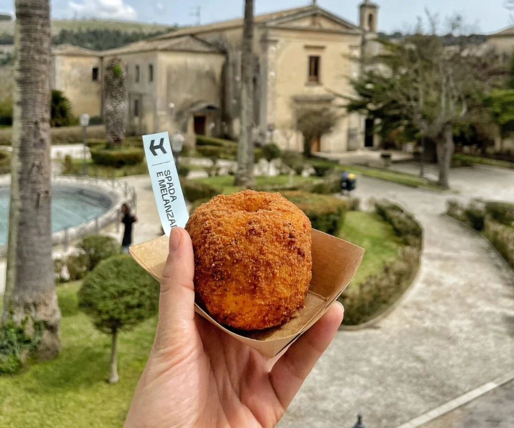 foto arancina per santa lucia