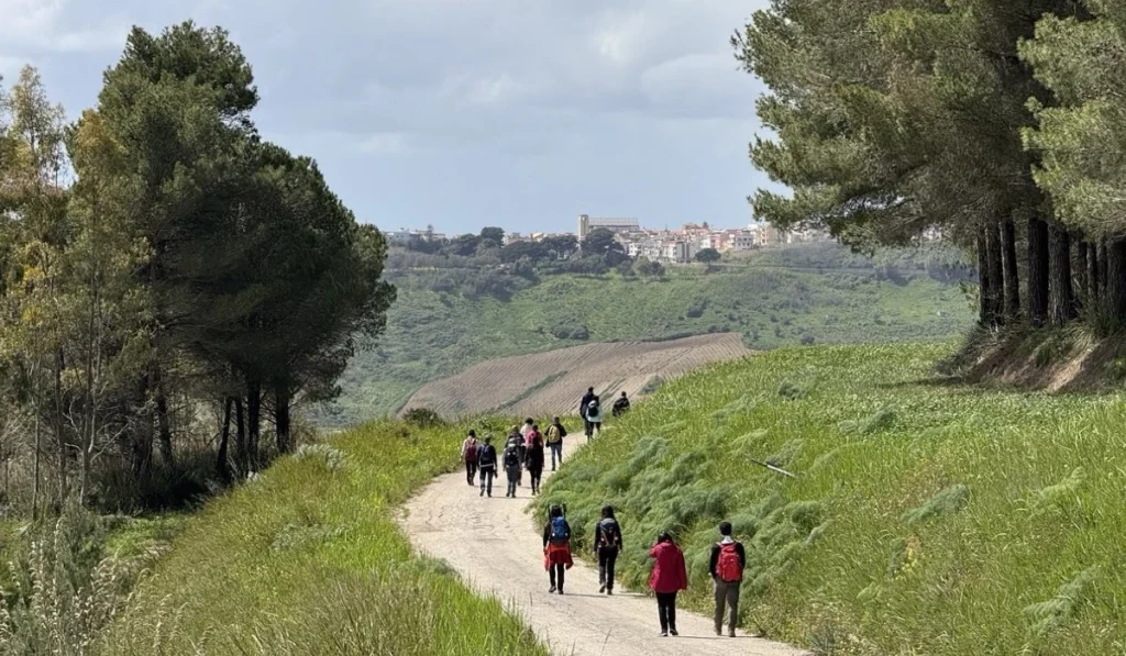 trekking