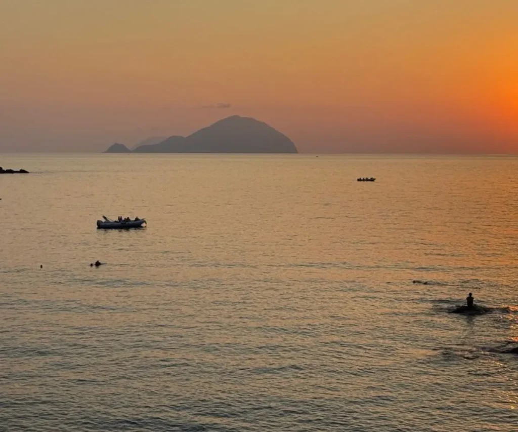 mare al tramonto