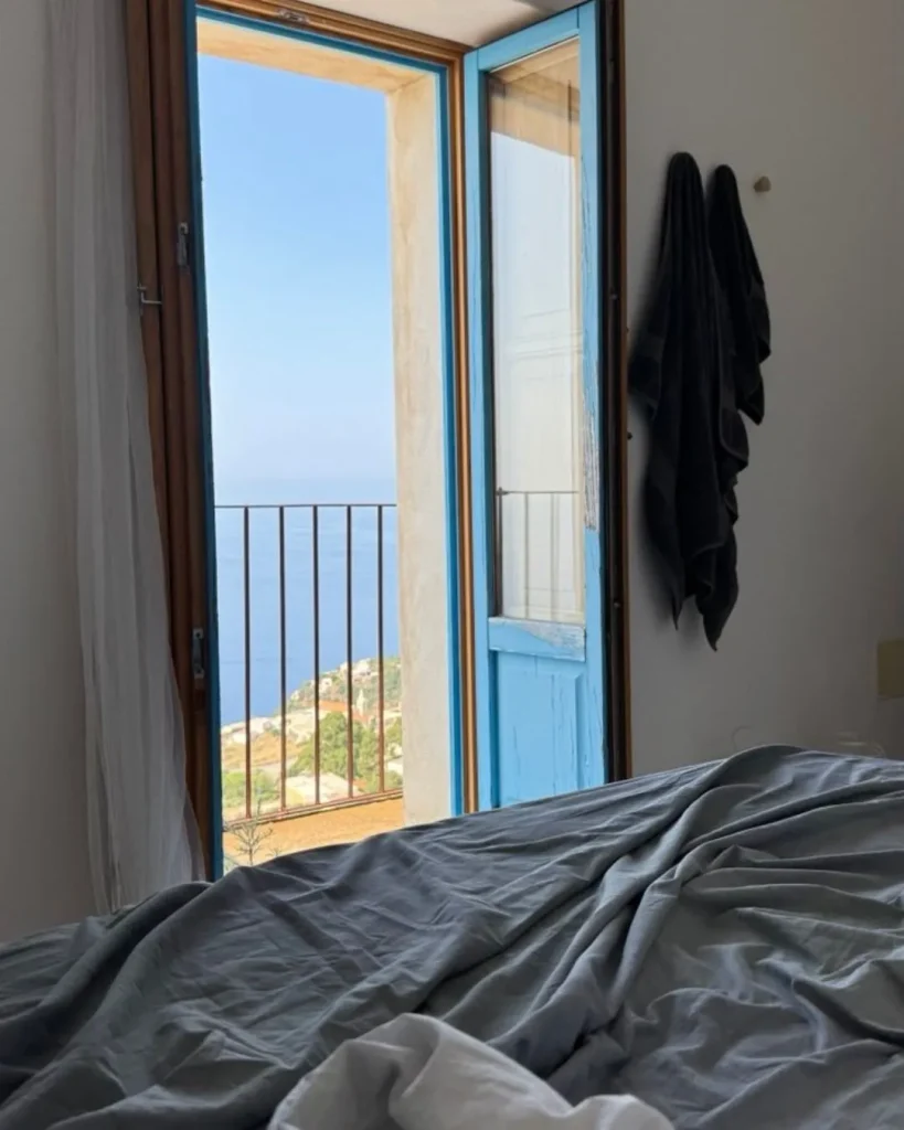 risveglio a filicudi